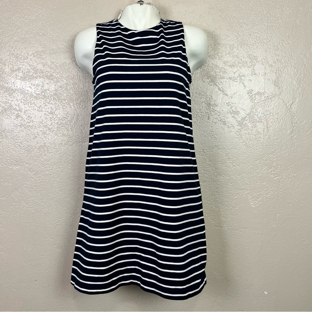 Chosse 5‎ Ítems For $30 Lcw Visión Women's striped dress- white, blue. Small
